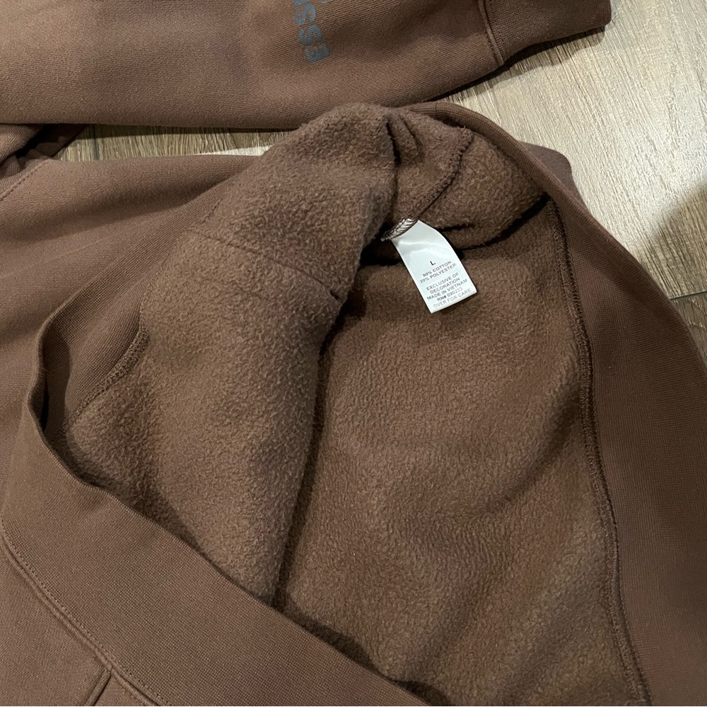 Fear of God Brown Essentials x SSENSE Hoodie - Picture 6 of 6